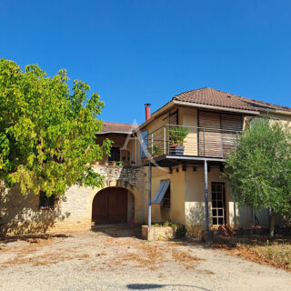  Maison à vendre 15 + pièces 400 m²