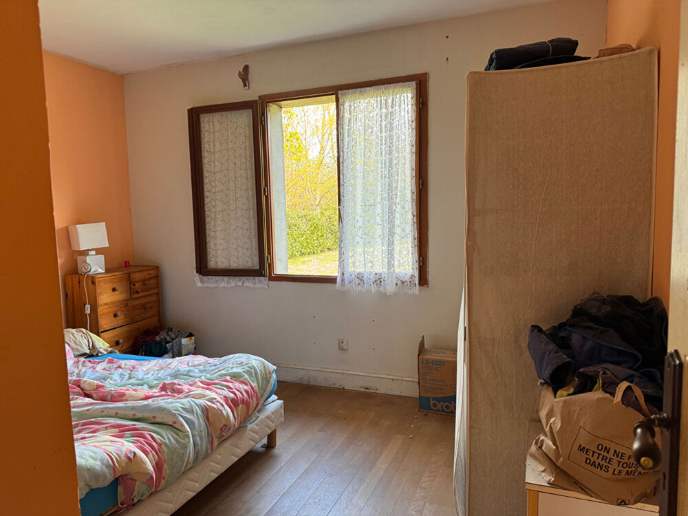Vente Maison Maison à rénover proche St André de Cubzac sur 2300m2 de terrain Saint andre de cubzac