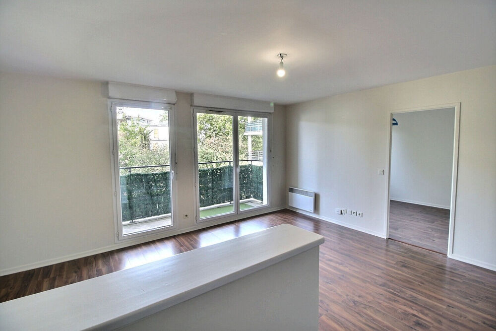 MASSY - quartier VILMORIN Appartement Massy 2 pièce(s) 44.88 m2 avec balcon et parking