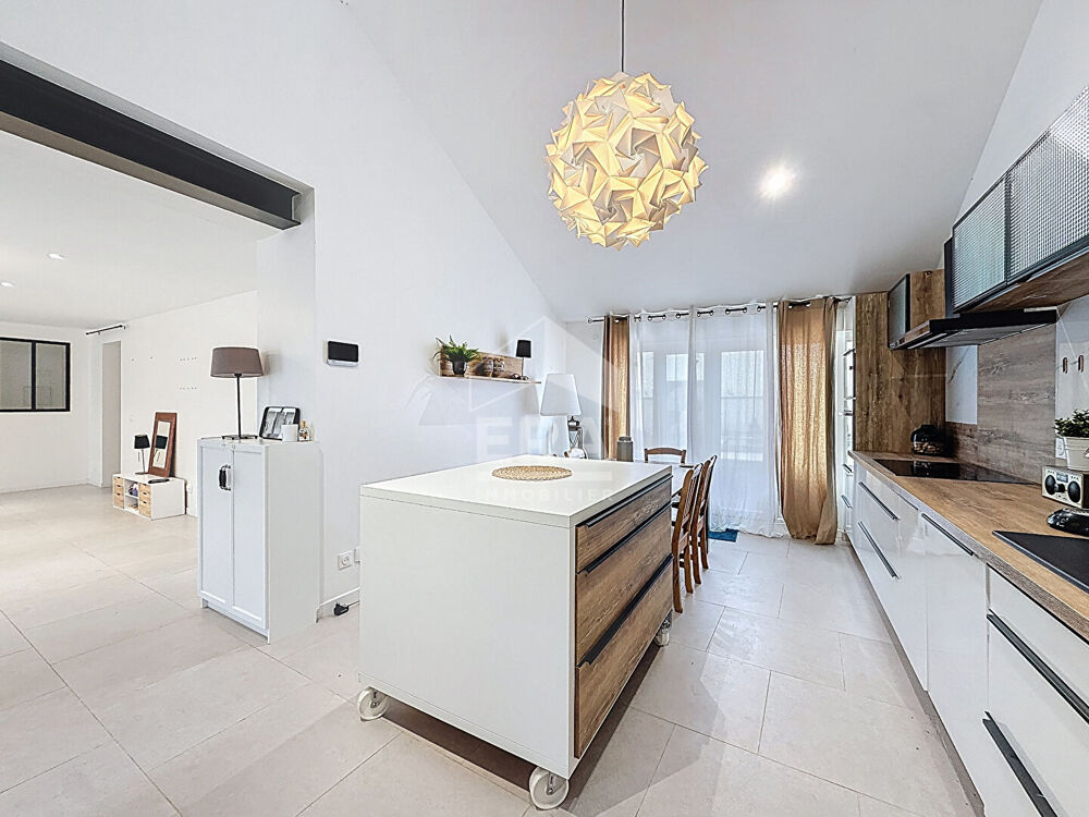 Vente Maison Maison à vendre à Boutervilliers 5 pièce(s) 140 m2 Boutervilliers