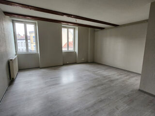  Appartement à louer 4 pièces 82 m²