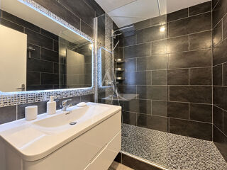  Appartement à louer 2 pièces 52 m²