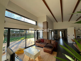  Maison 7 pi�ces 161 m� Sebazac concoures