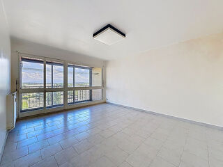  Appartement � vendre 3 pi�ces 69 m�