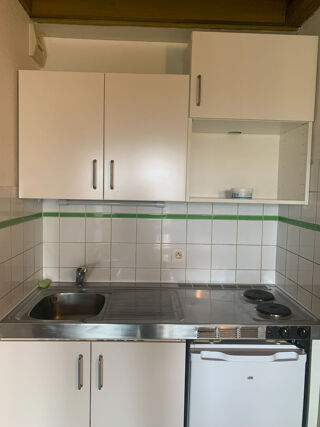  Appartement à louer 2 pièces 31 m²