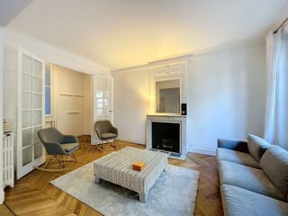  Appartement  louer 7 pices 143 m