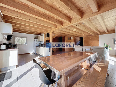   Fronville Chalet 150 m² Maison - 5 pièce(s) - 150 m²