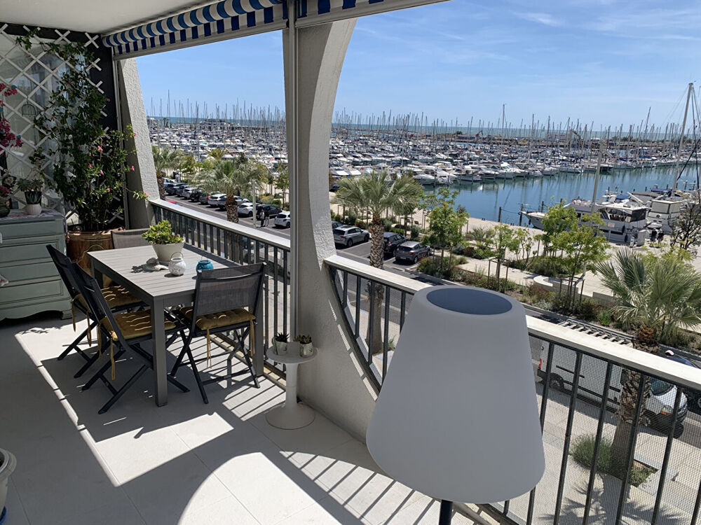 Vente Appartement MAGNIFIQUE TROIS PIECES RENOVE VUE PORT La grande motte