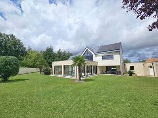  Maison � vendre 10 pi�ces 530 m�