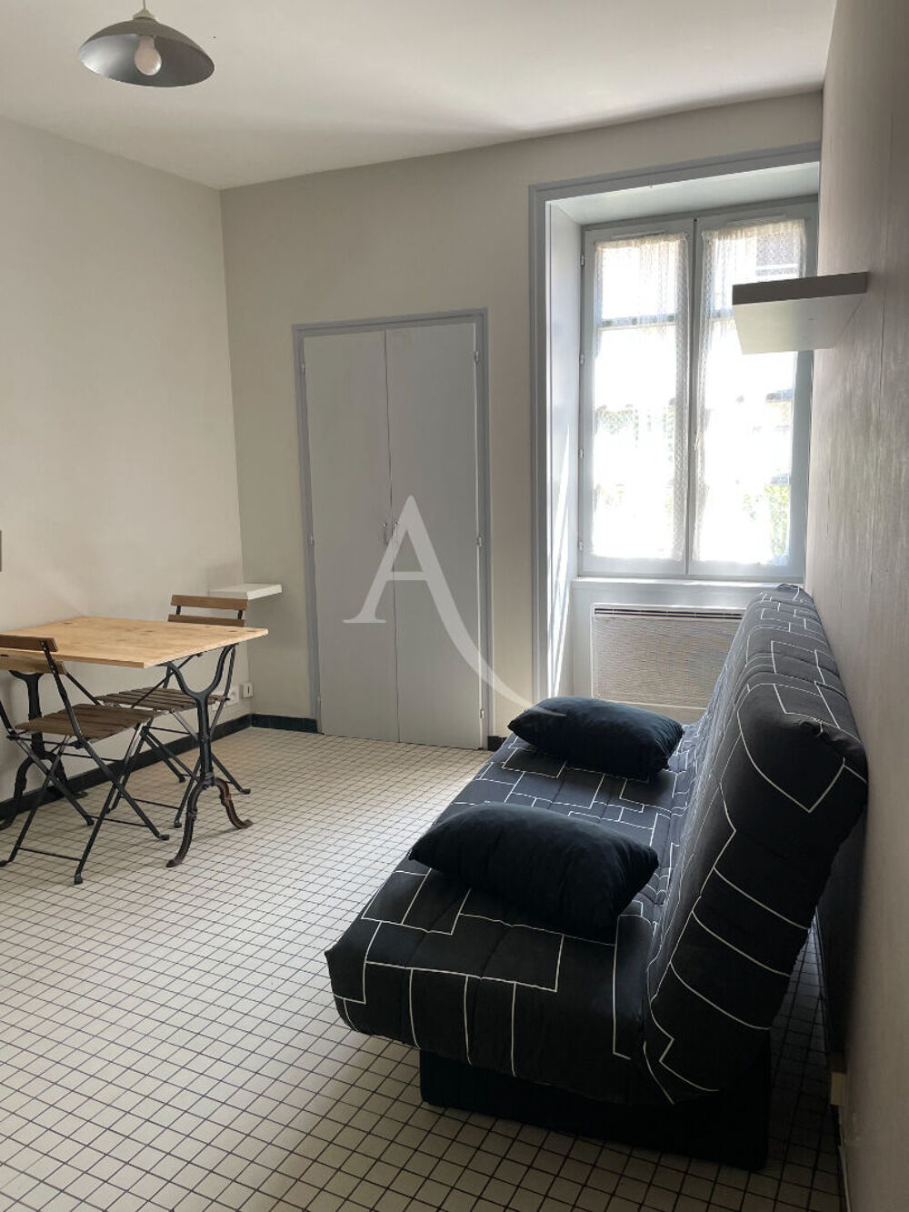 Appartement FONTENAY LE COMTE - 1 pièce(s) - 18 m2