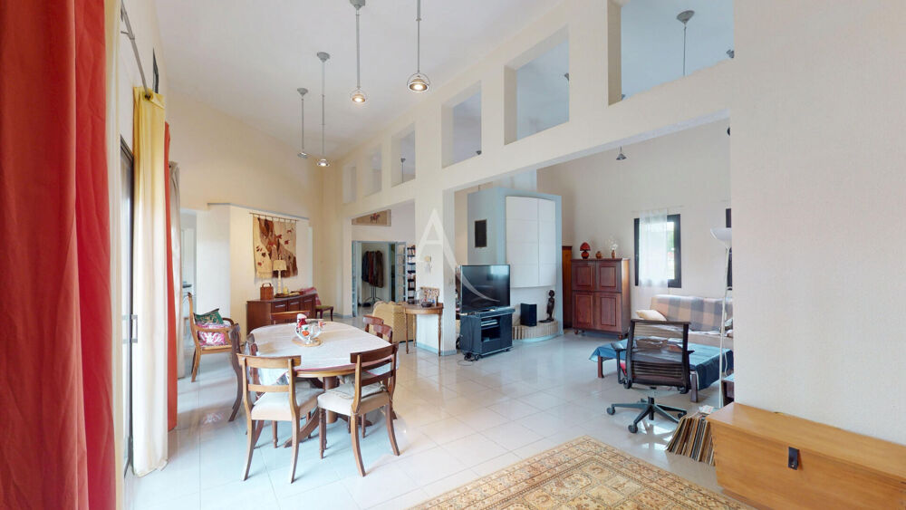 Maison Vigoulet Auzil 6 pièce(s) 211.46 m2