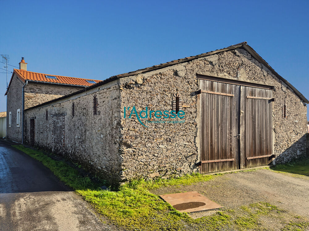 Longère 156 m2 + grange 100 m²