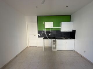  Appartement à louer 2 pièces 31 m²