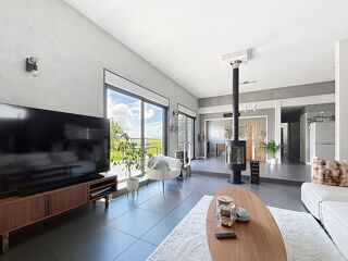  Maison � vendre 9 pi�ces 212 m�