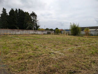  Terrain à vendre 774 m²