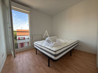  Appartement à louer 3 pièces 58 m²