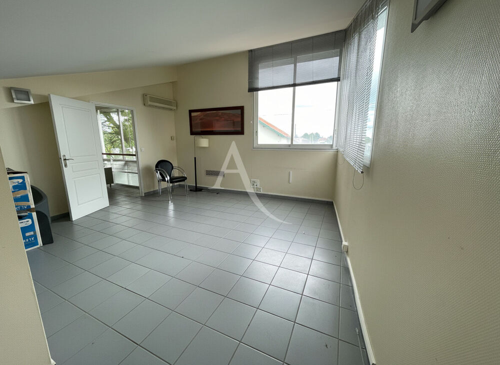   Bureaux Saint Agnant Saint agnant
