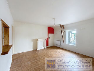  Immeuble à vendre 7 pièces 140 m²