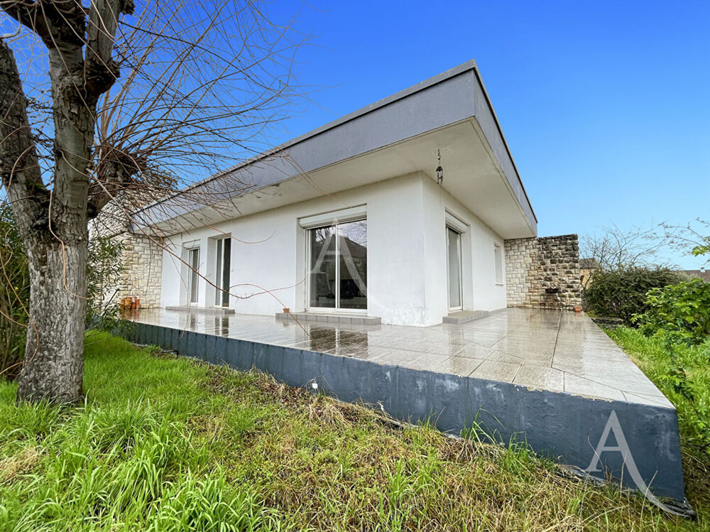 Ancienne maison d'architecte avec de beaux volumes - Villeneuve-sur-Lot