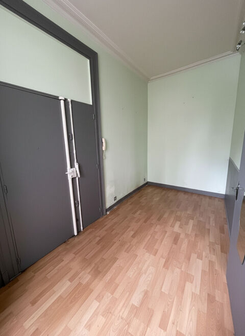   Bureau commercial 27.23 m² - LOUVIERS 