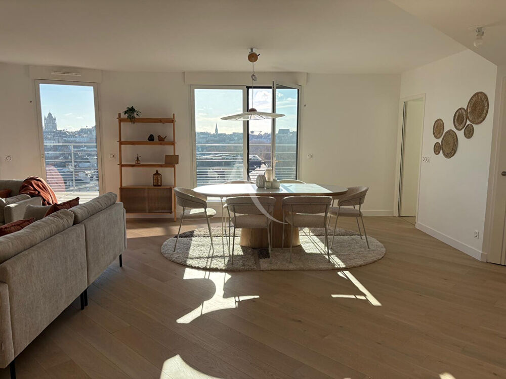 Appartement T5 dernier étage avec terrasse de 71m² centre ville ANGERS DISPONIBLE DE SUITE