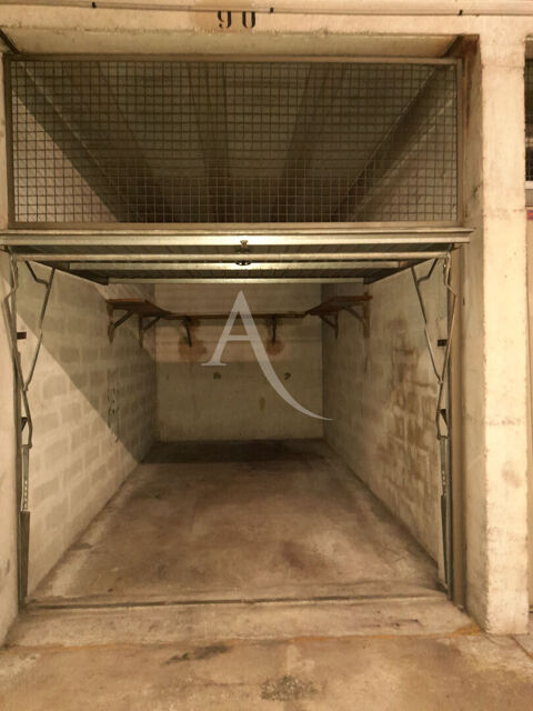  Parking / Garage � louer 