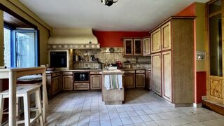  Maison � vendre 9 pi�ces 220 m�