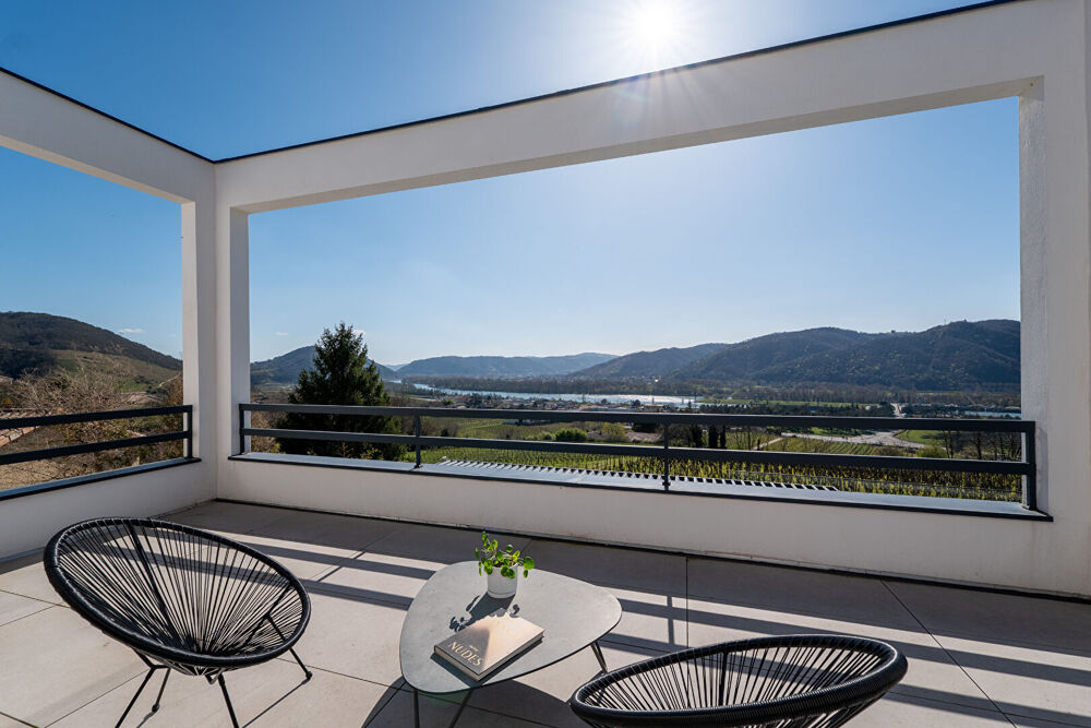 à vendre  Maison Gervans (26600)