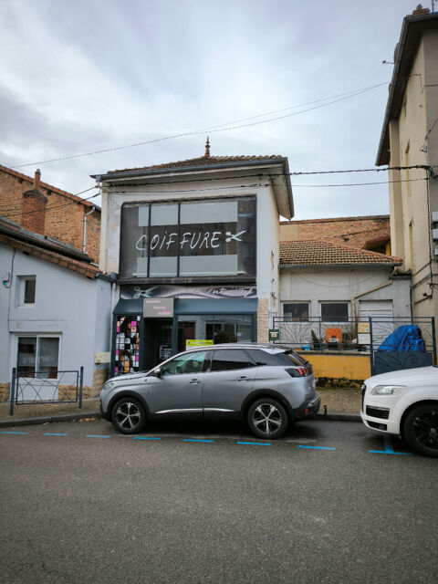   COURS, murs commerciaux 