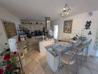  Maison � vendre 7 pi�ces 197 m�