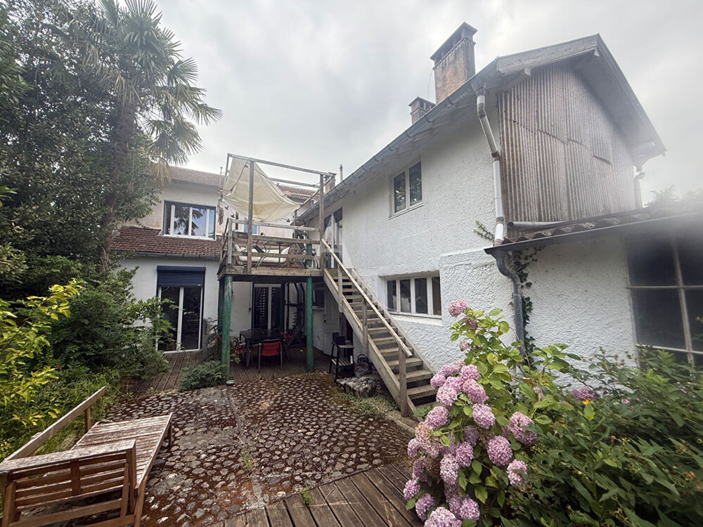Vente Immeuble Quartier Saint Dominique maison  7 pièce(s) et jardin Pau