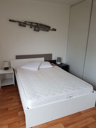  Appartement à louer 2 pièces 37 m²