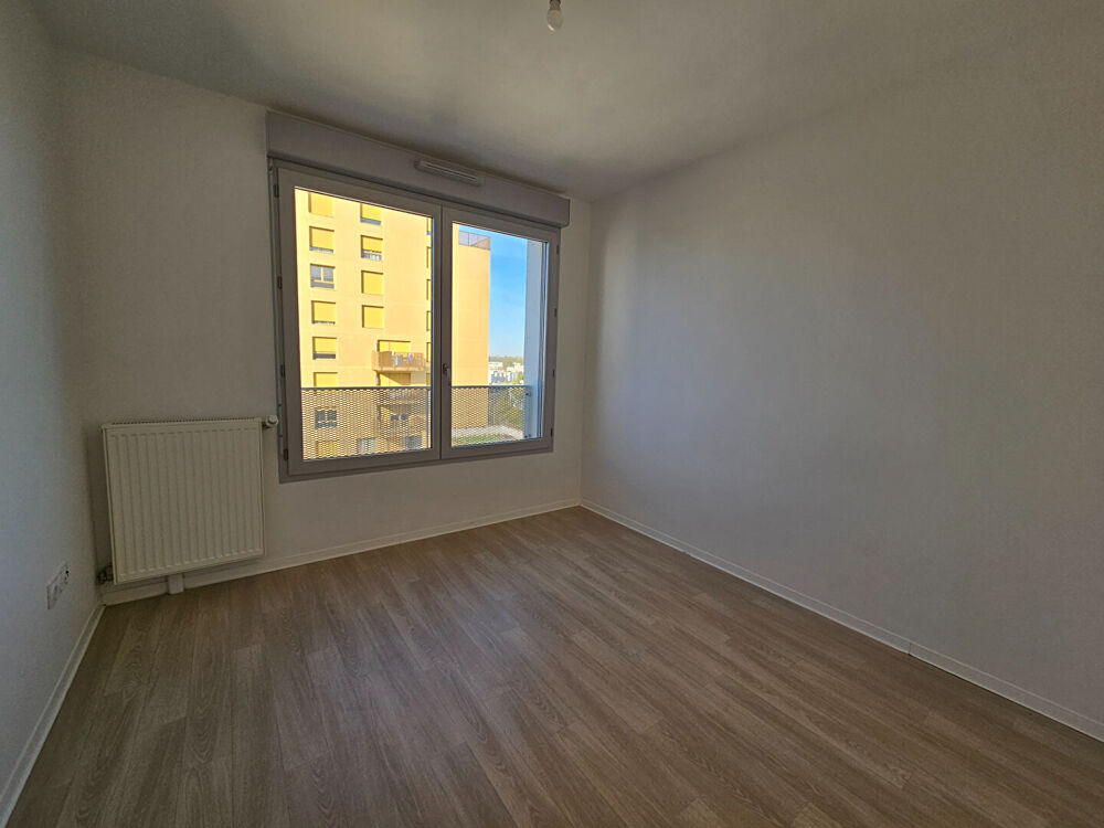 Location Appartement Appartement 3 pièces à louer à Évry Courcouronnes - Réf 16860 Evry courcouronnes