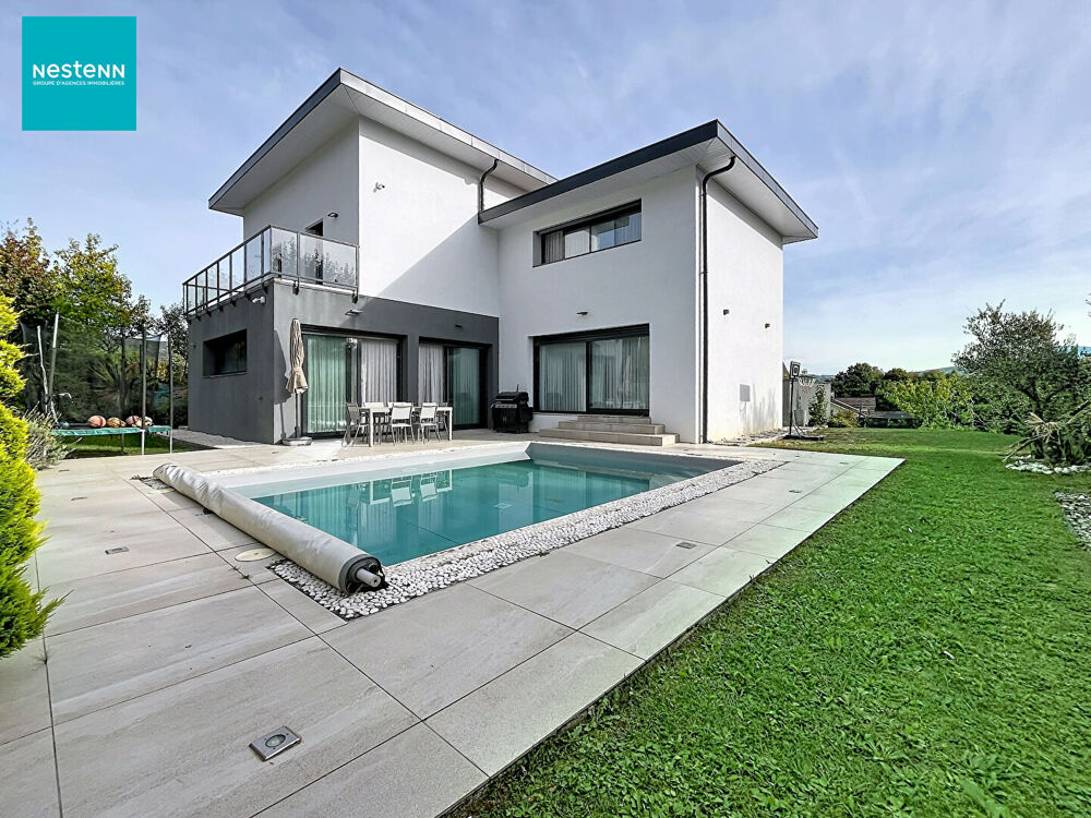 EPAGNY METZ-TESSY _ Maison contemporaine de 175 m², avec piscine, jardin et sous-sol complet avec garage, à vendre