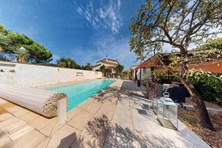  Maison à vendre 12 pièces 350 m²