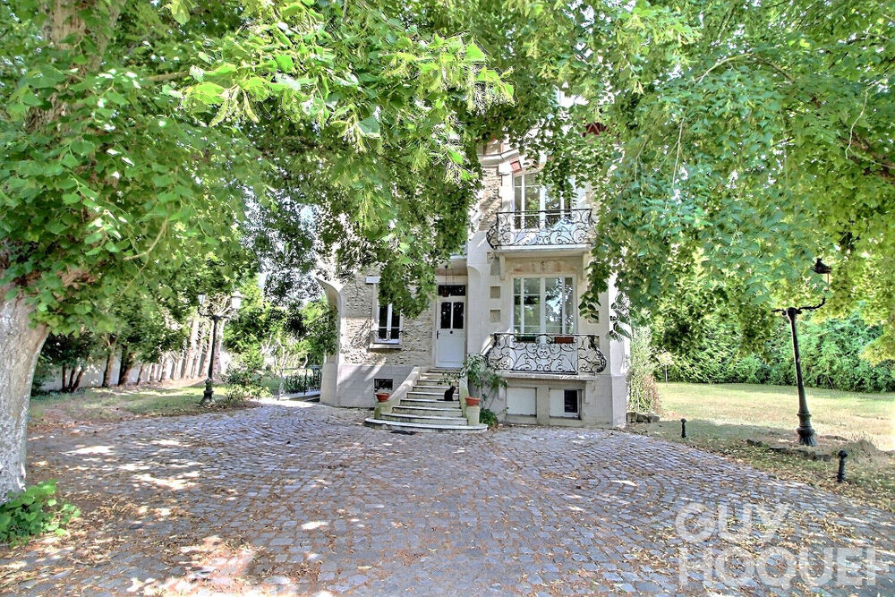 Maison 10 pièces 240 m² à Rambouillet