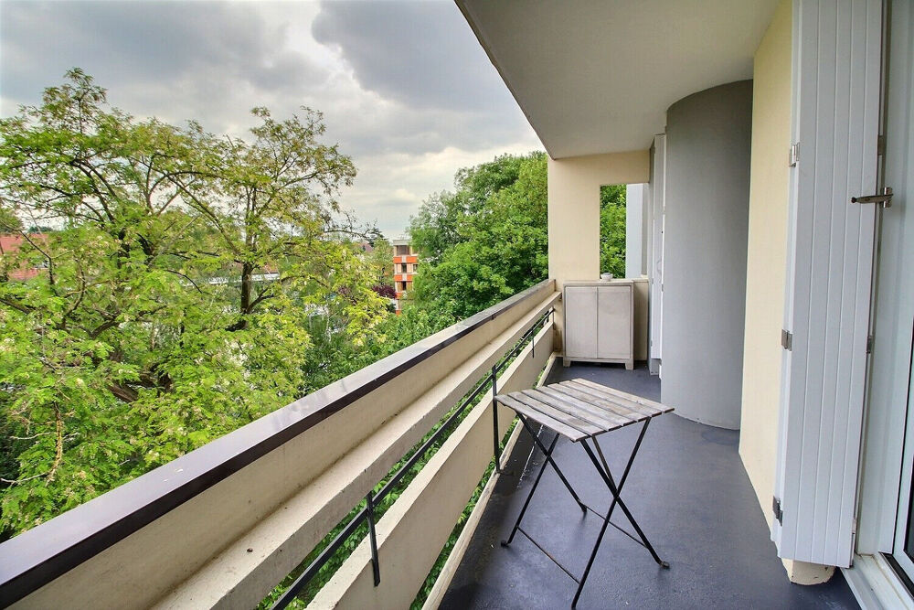 Vente Appartement Superbe appartement 4 pièces 69.43 m² au dernier étage avec vue sur jardins à Massy Centre Ville Massy