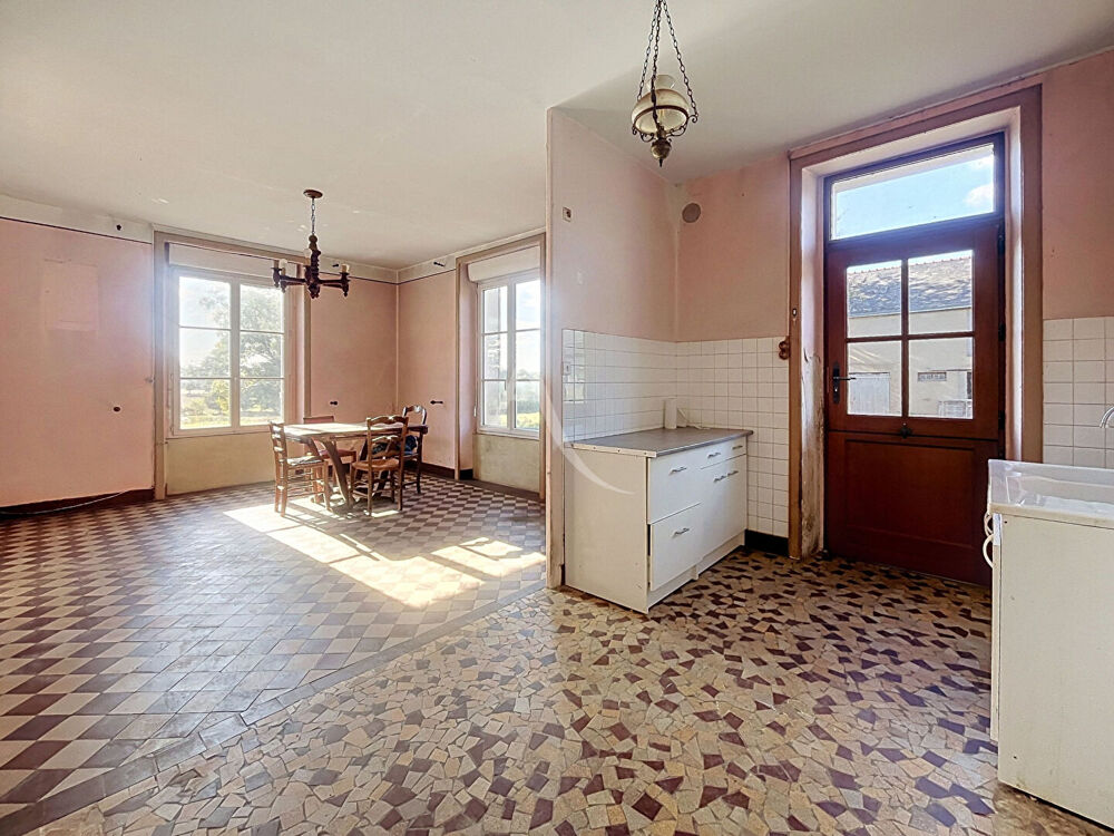 Vente Maison Propriété de caractère avec dépendance et 2,5 hectares ? Un beau potentiel à révéler ! Avire