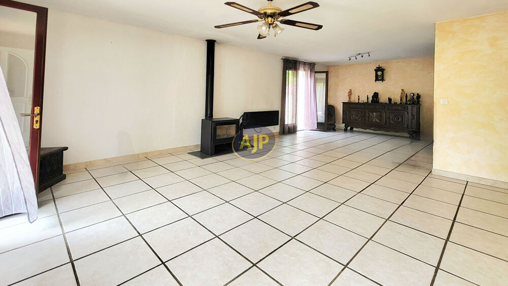 Vente Maison CABANAC ET VILLAGRAINS Maison 140m² avec jardin et garage Cabanac et villagrains