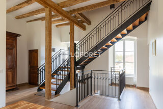  Maison à louer 4 pièces 164 m²