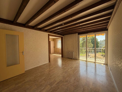   Appartement Lons Le Saunier 3 pièce(s) 83 m2/2 chambres Appartement - 3 pièce(s) - 84 m²