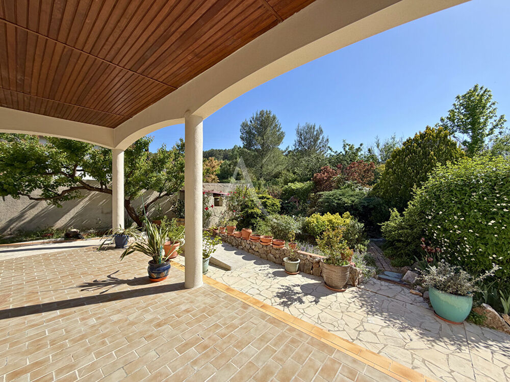 Vente Maison Maion 4 pièces 109m2 sur terrain 702m2. Garage 60m2. Grabels