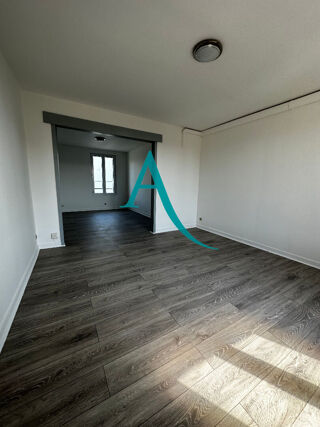  Appartement à louer 3 pièces 70 m²