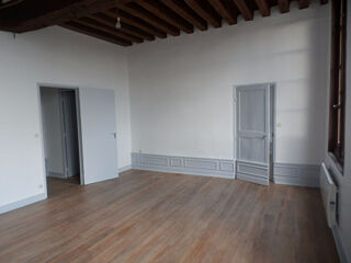  Appartement à louer 2 pièces 62 m²