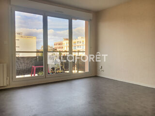  Appartement à louer 2 pièces 47 m²