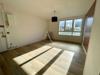  Appartement à louer 3 pièces 58 m²