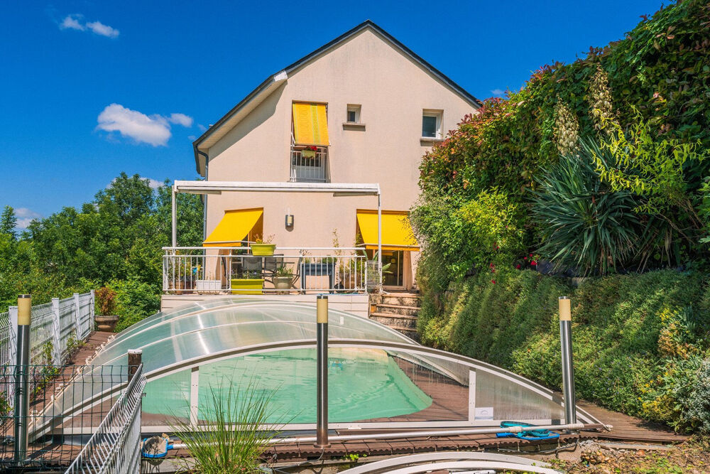 Maison 5 pièces 134 m² · à Le Monastere · 134 m² · 321 000 €