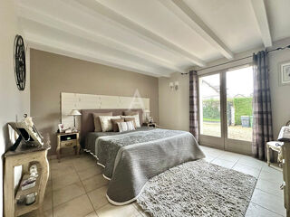  Maison � vendre 6 pi�ces 205 m�