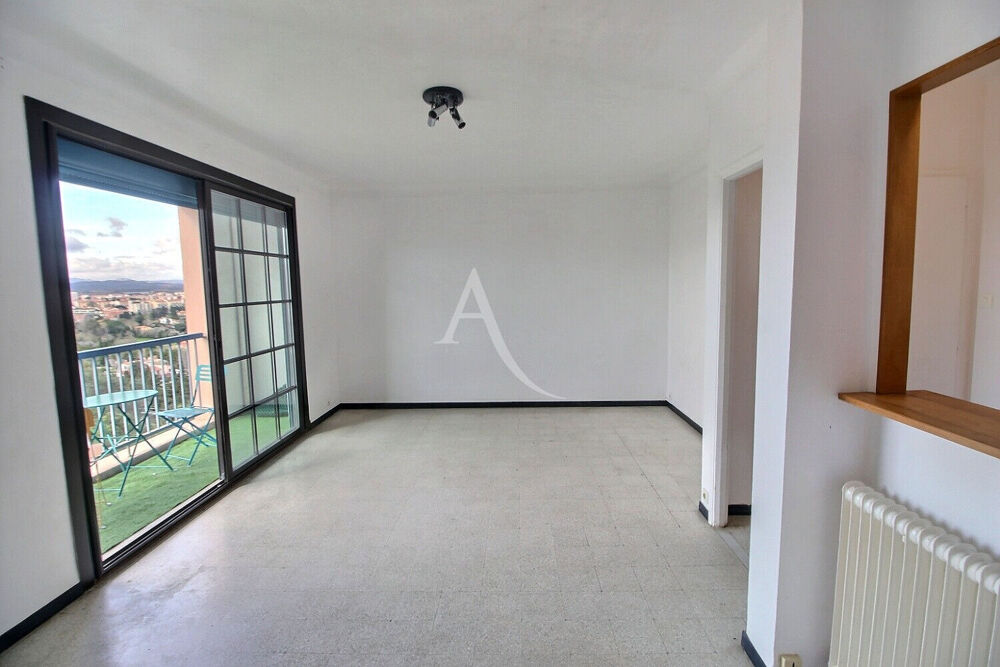 EXCLUSIVITÉ LAS COBAS APPARTEMENT T3 AVEC BALCON, CAVE ET STATIONNEMENT