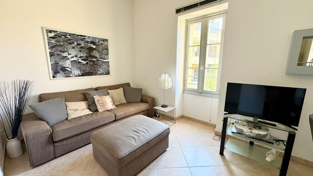 AIX EN PROVENCE - Appartement type 3 meublé avec place de parking